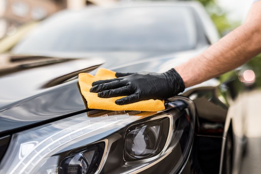 How Garage Parking and Professional Detailing Work Together